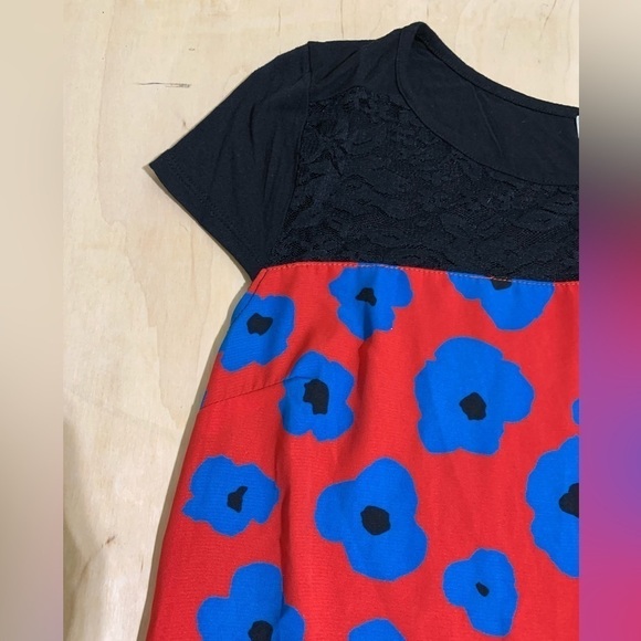 Pixley Lace and Floral Cap Sleeve Top Size M - Picture 3 of 6